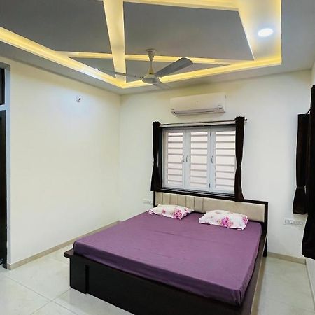 Luxurious 3 Bhk Villa In Bhuj - Shivani Homestay Exteriör bild