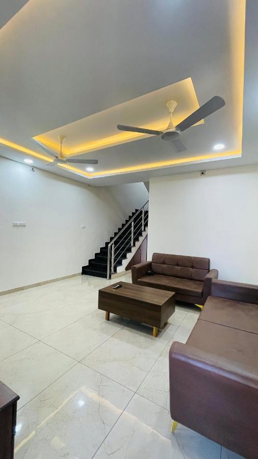Luxurious 3 Bhk Villa In Bhuj - Shivani Homestay Exteriör bild
