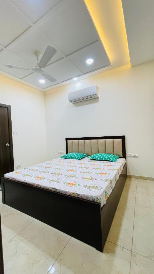 Luxurious 3 Bhk Villa In Bhuj - Shivani Homestay Exteriör bild